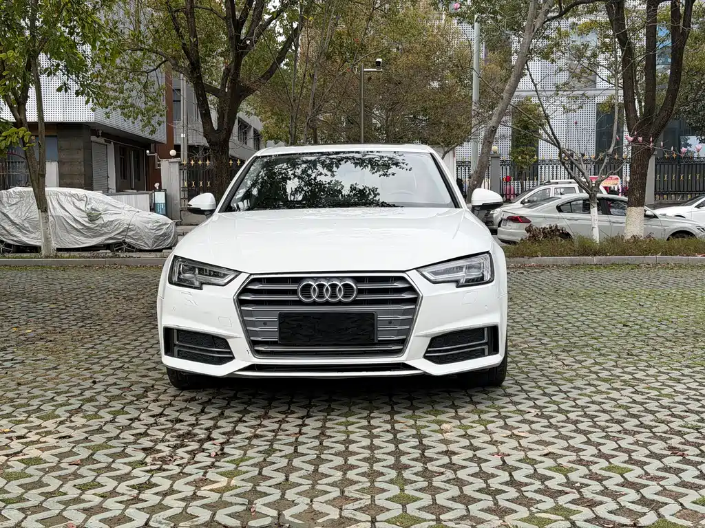 Audi A4L 2017 — фото 2