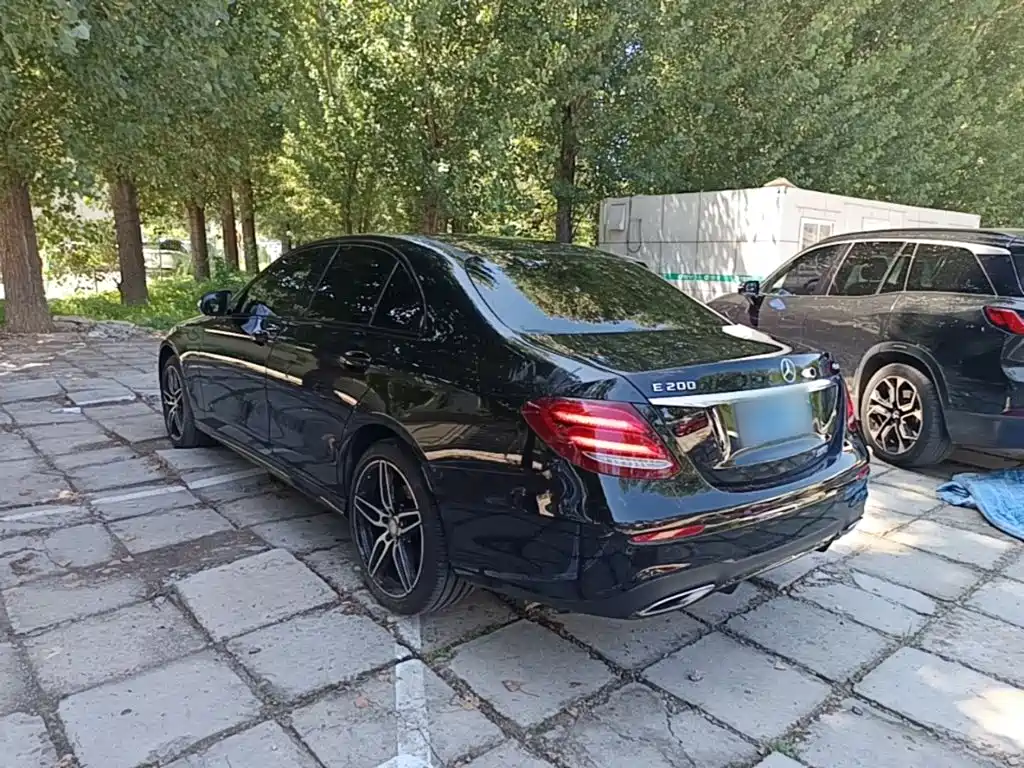 Mercedes-Benz E-Class 2017