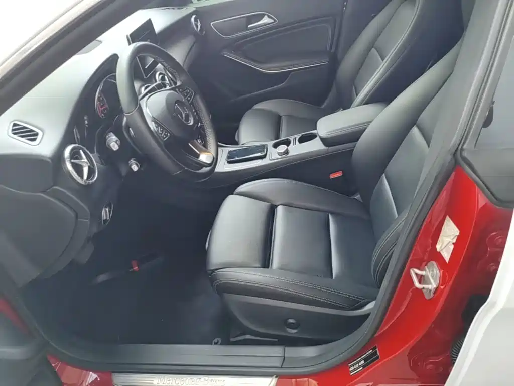 Mercedes-Benz CLA 2016 — фото 15
