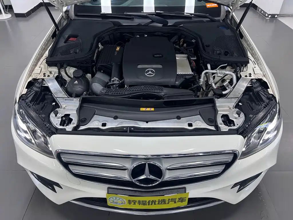 Mercedes-Benz E-Class 2017 — фото 9
