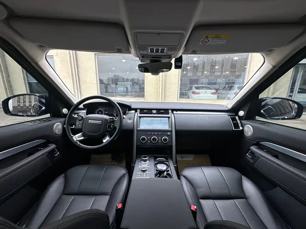 Land Rover Discovery 2021 — фото 12