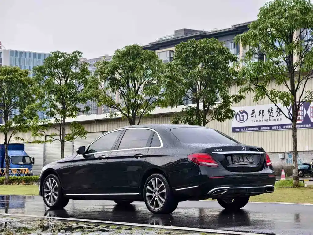 Mercedes-Benz E-Class 2017