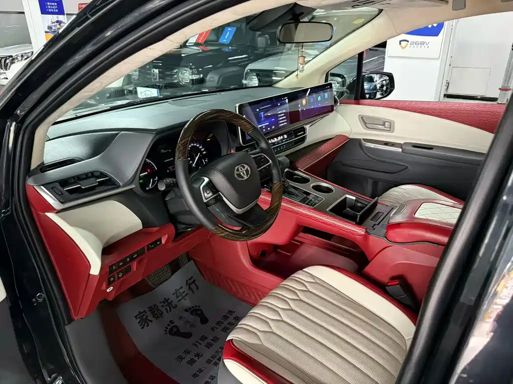 Toyota Sienna 2022