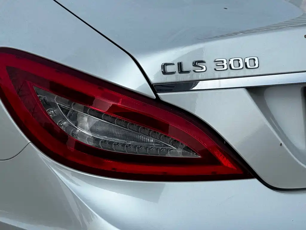 Mercedes-Benz CLS 2015 — фото 10
