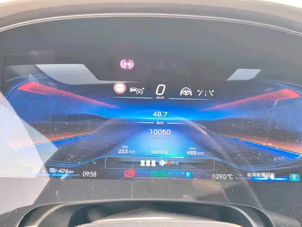 Mercedes-Benz EQE AMG 2025