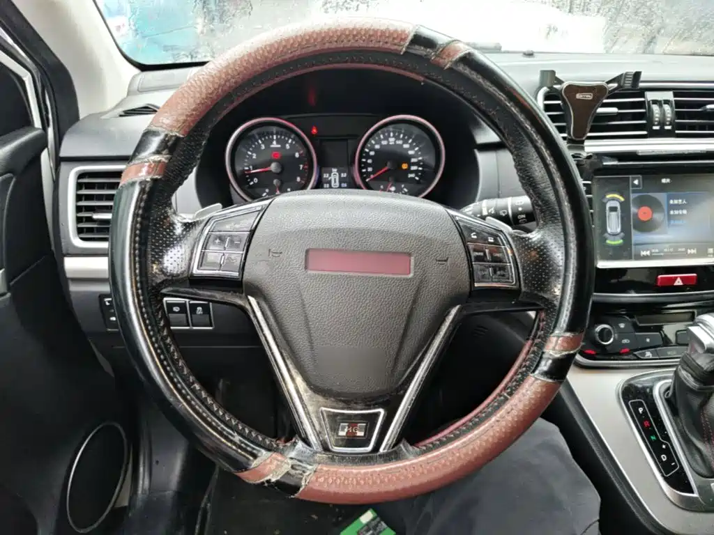 Haval H6 2015 — фото 15