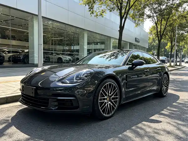 Porsche Panamera 2017