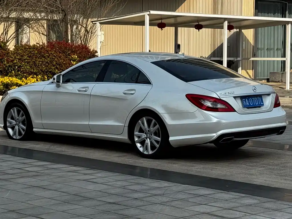 Mercedes-Benz CLS 2015 — фото 7