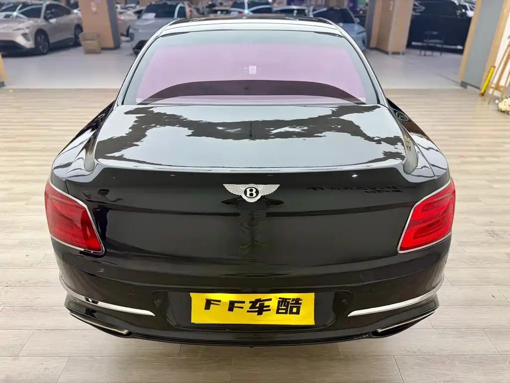Bentley Flying Spur 2009 — фото 10