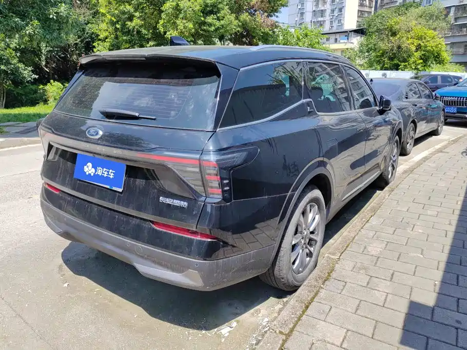 Ford Edge 2023