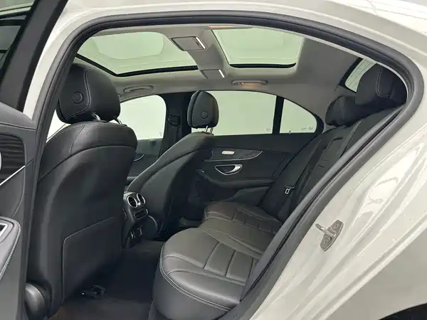 Mercedes-Benz C-Class 2021