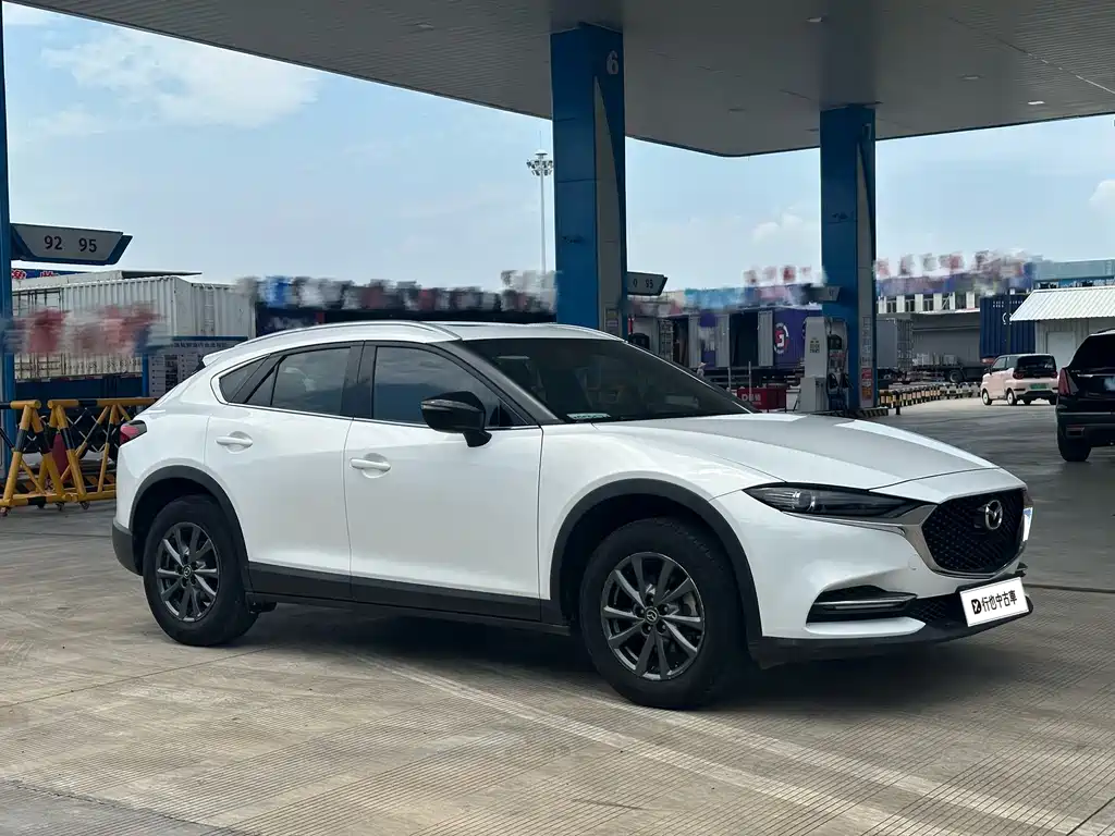 Mazda CX-4 2021