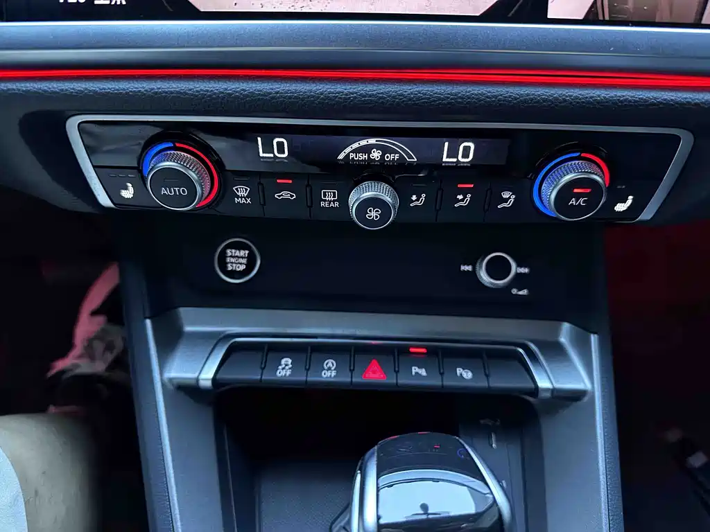 Audi Q3 2022 — фото 13