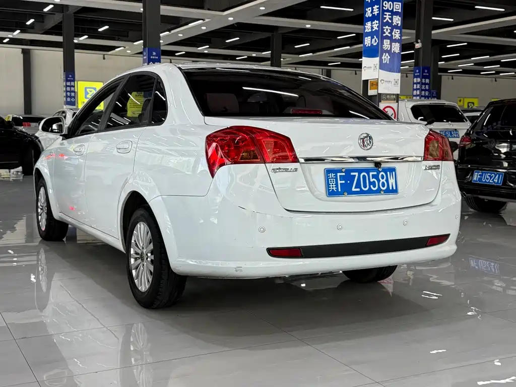 Buick Excelle 2015