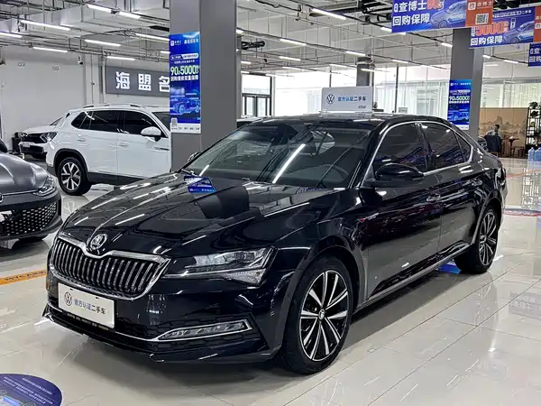 Skoda Superb 2023