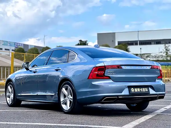 Volvo S90 2018