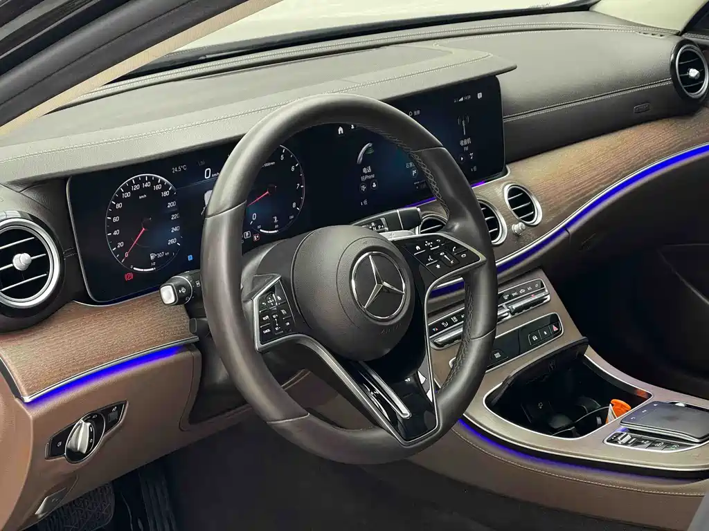 Mercedes-Benz E-Class 2021