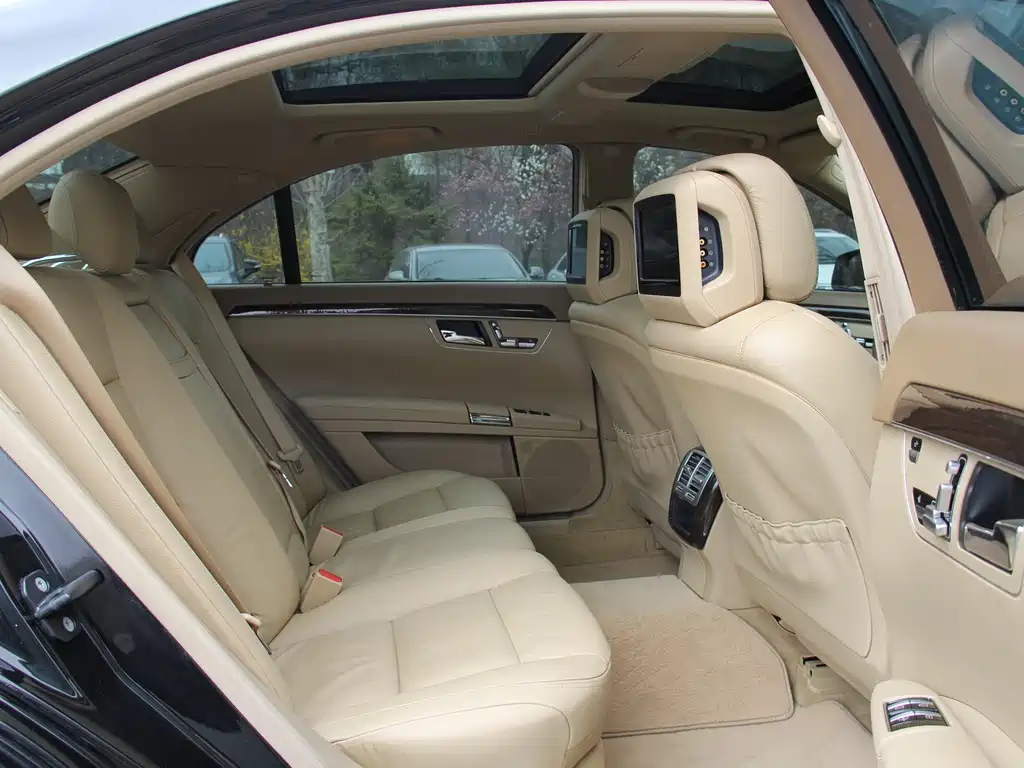 Mercedes-Benz S-Class 2011 — фото 17