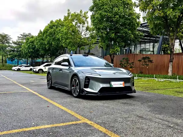 NIO ET5T 2025
