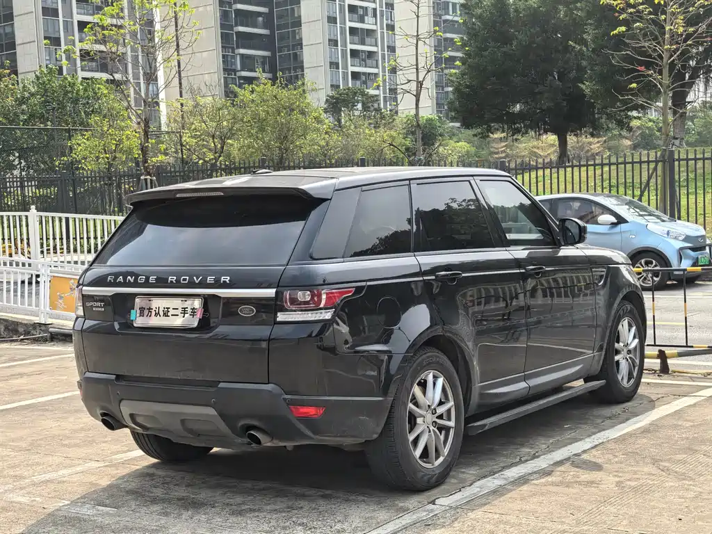 Land Rover Sport 2017 — фото 20