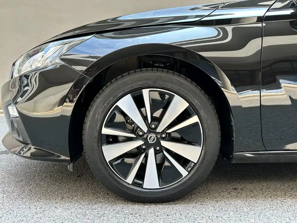 Nissan Teana 2021