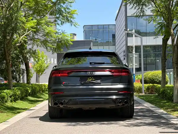 Audi Q8 2022