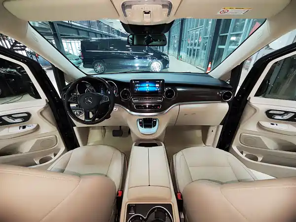 Mercedes-Benz V-Class 2021