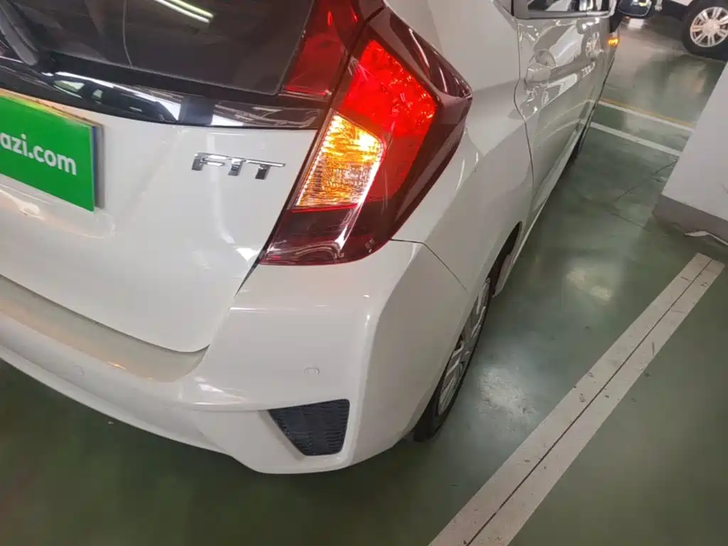Honda Fit 2017 — фото 8