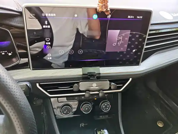 Volkswagen Sagitar 2023