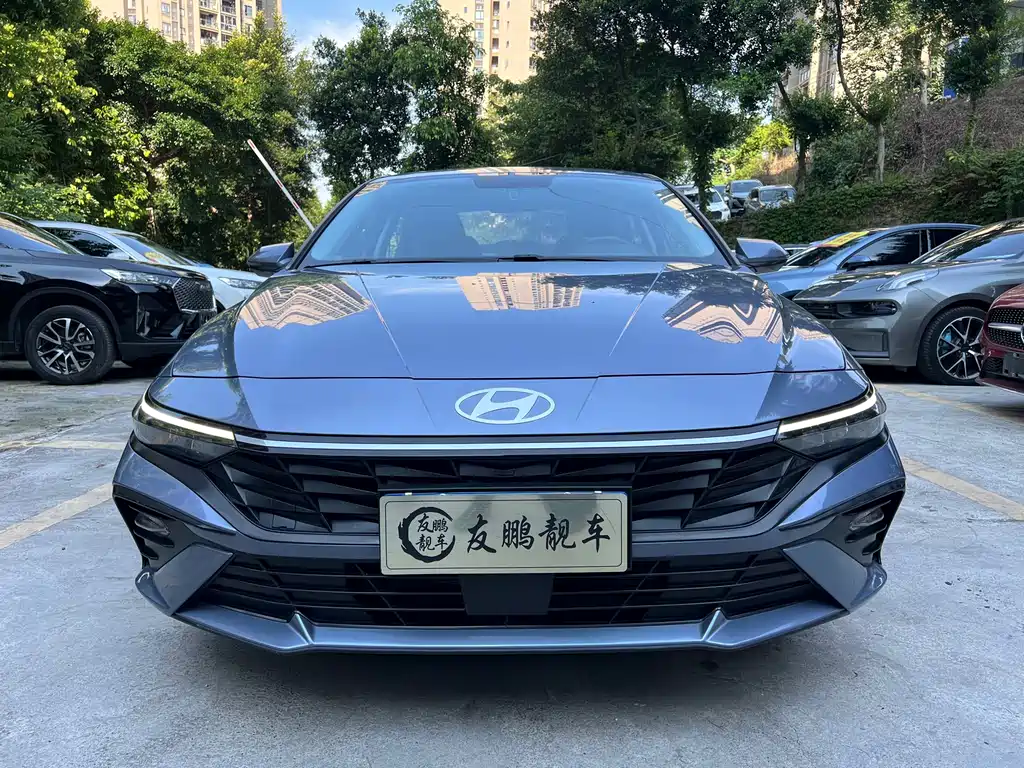 Hyundai Elantra 2024