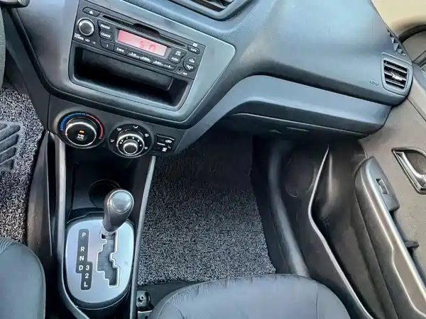 Kia K2 2012
