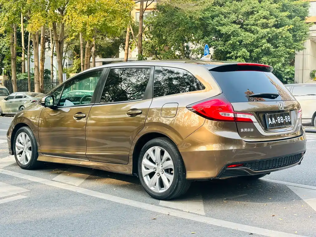 Honda Jade 2017 — фото 9