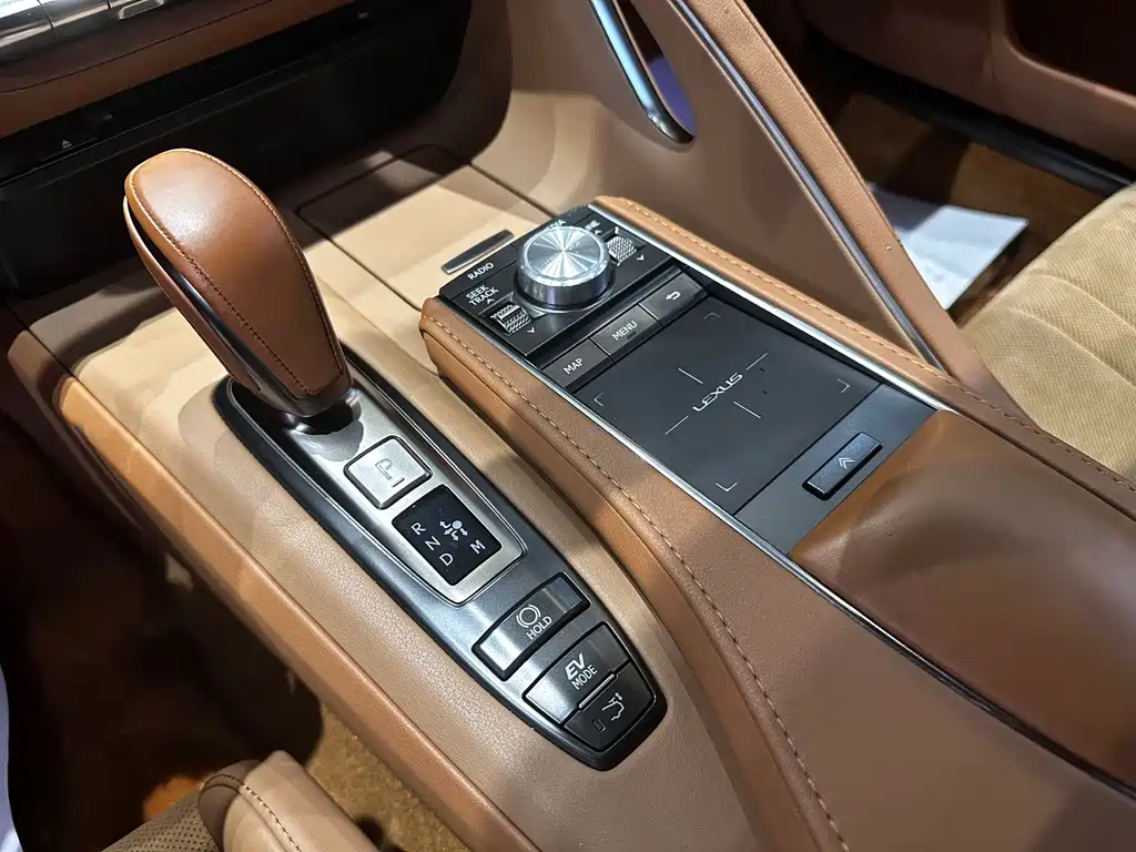 Lexus LC 2018