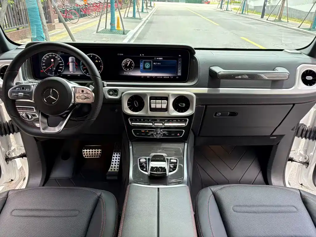 Mercedes-Benz G-Class 2023 — фото 18