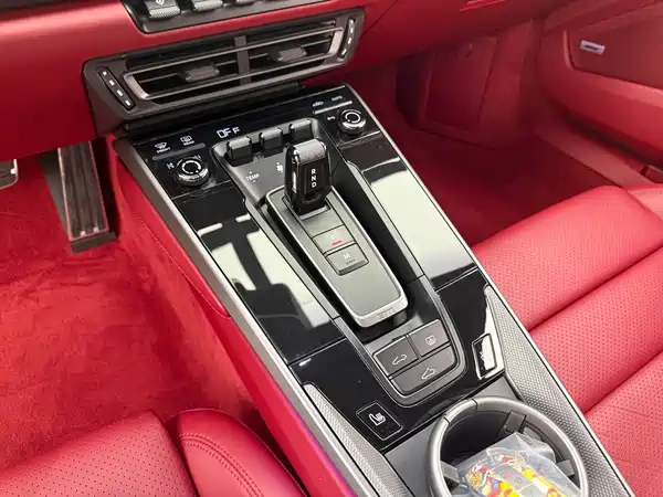 Porsche 911 2021