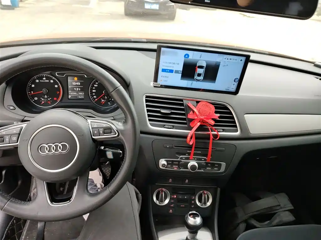Audi Q3 2016 — фото 10
