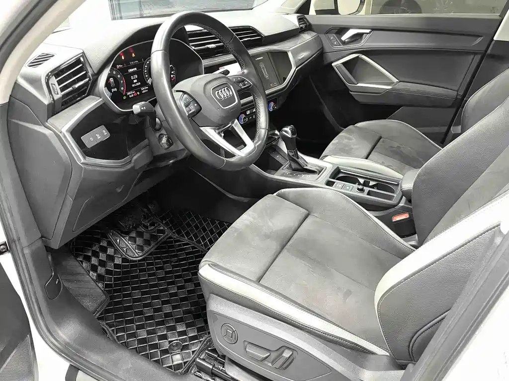 Audi Q3 2022