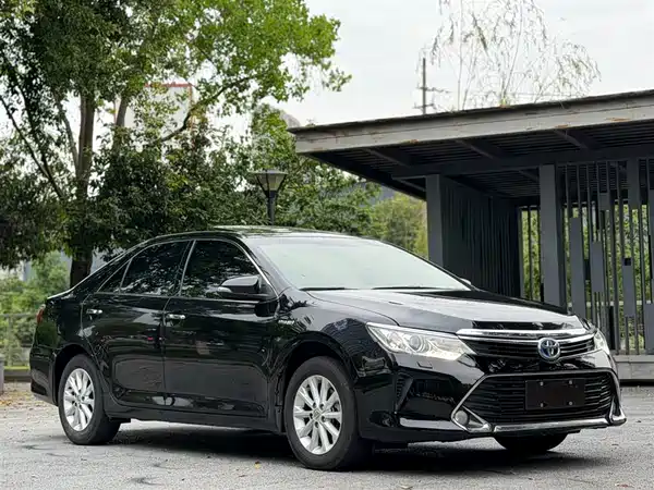 Toyota Camry 2016