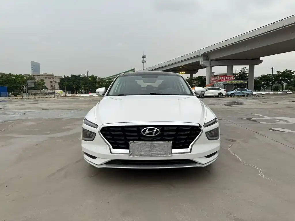 Hyundai Mistra 2022 — фото 2