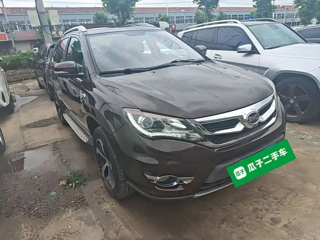 BYD S7 2015