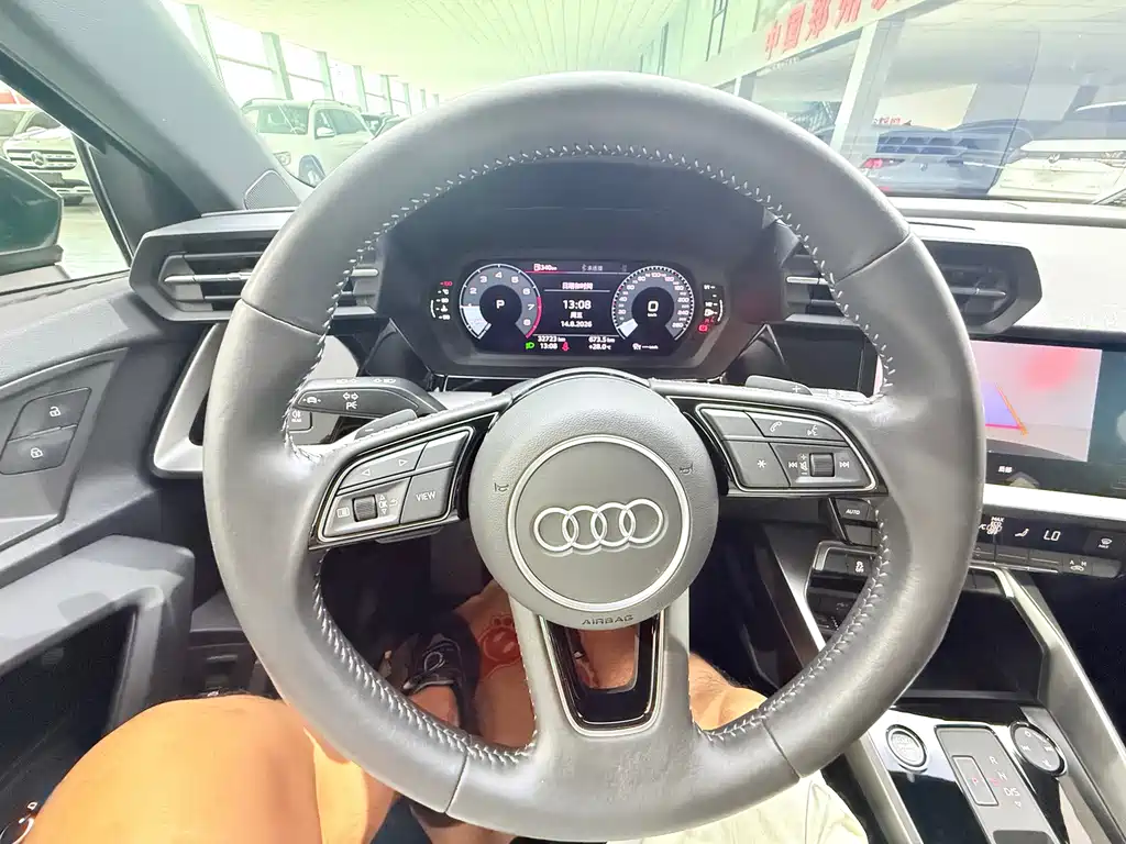 Audi A3 2022 — фото 10