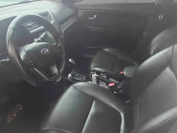 Kia K2 2013
