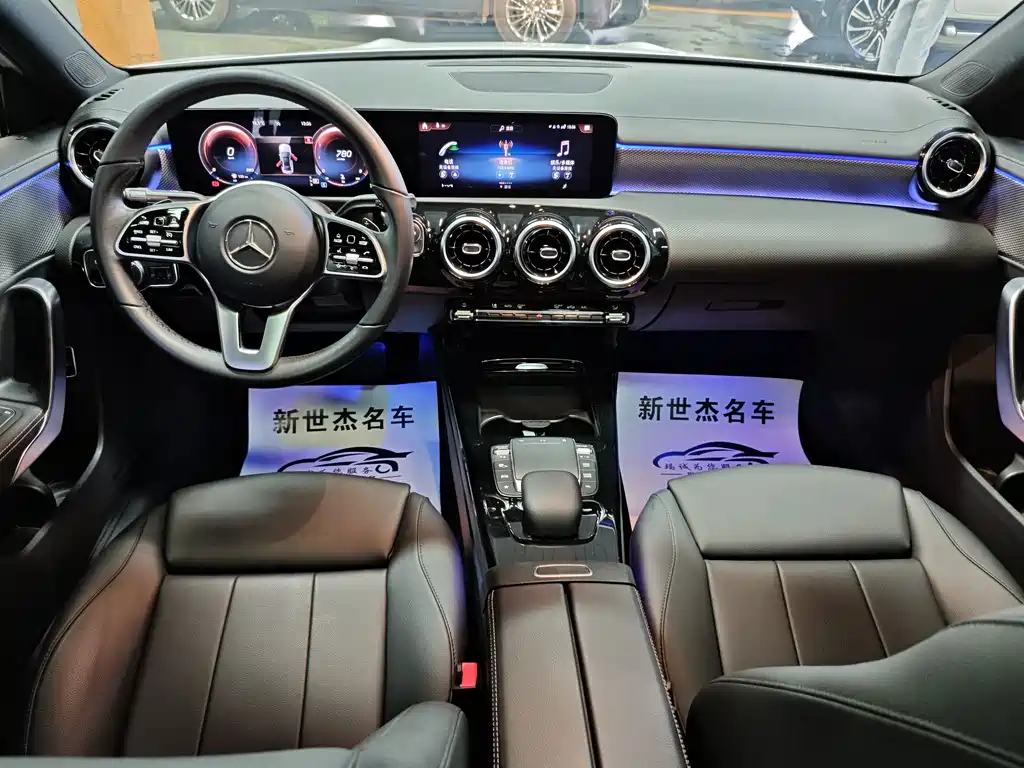 Mercedes-Benz A-Class 2021 — фото 7