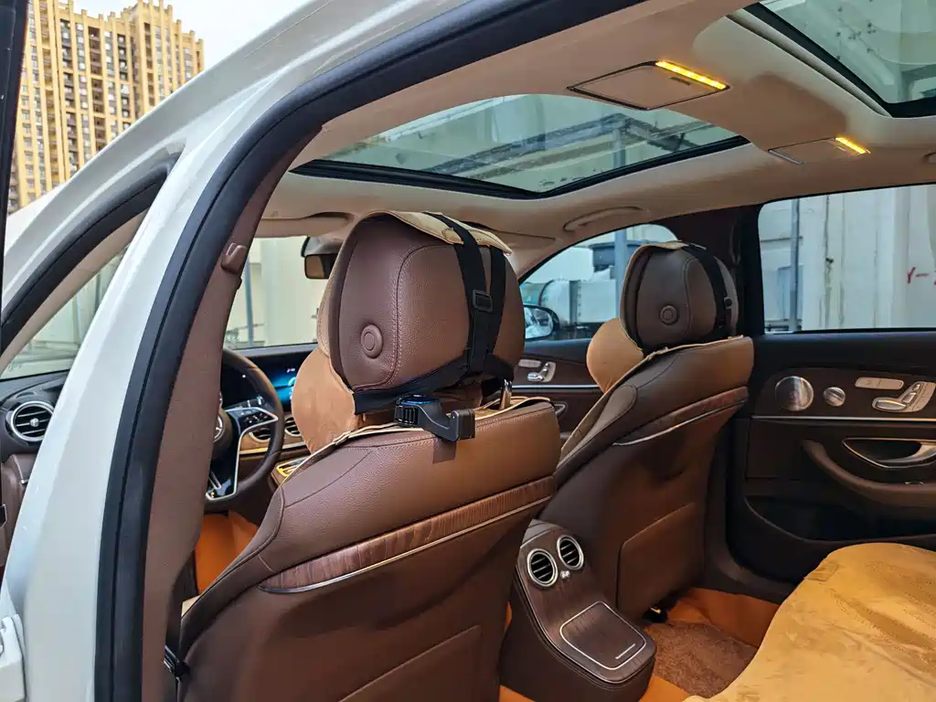 Mercedes-Benz E-Class 2020 — фото 14