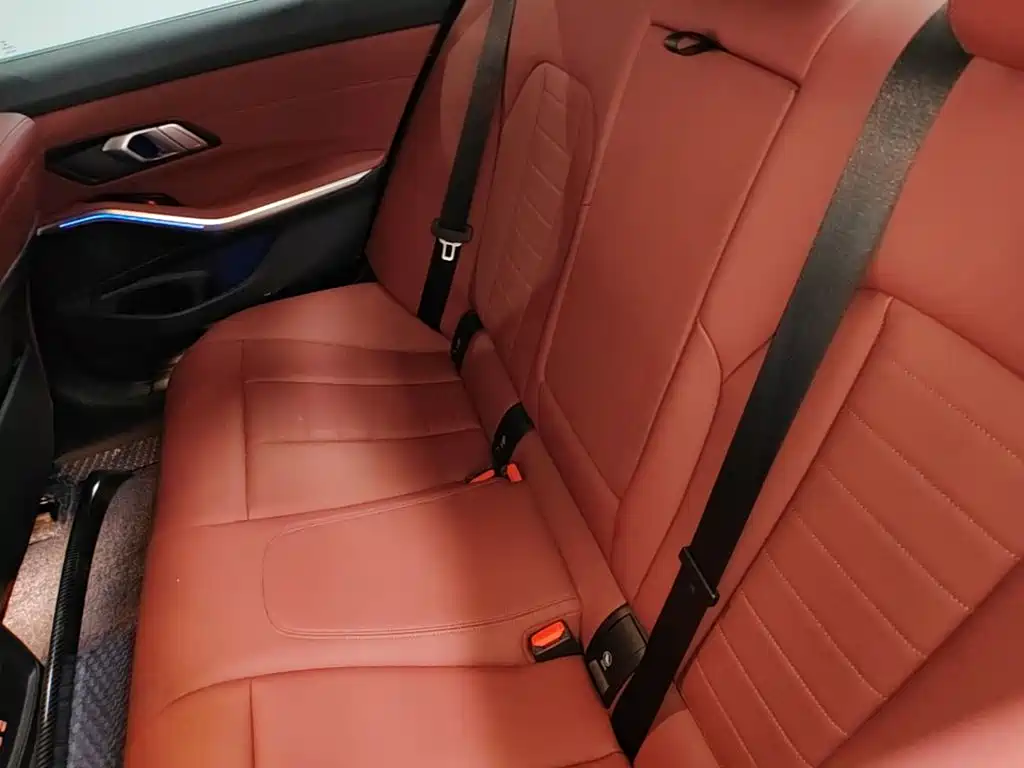 BMW 3 Series 2021 — фото 13