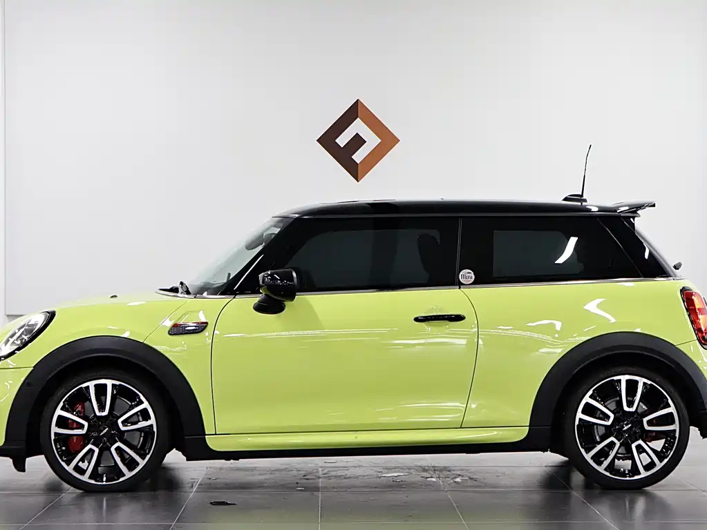 MINI JCW 2023 — фото 7