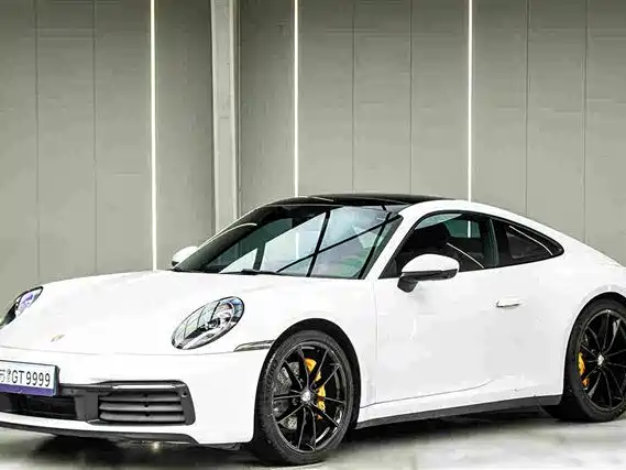 Porsche 911 2023