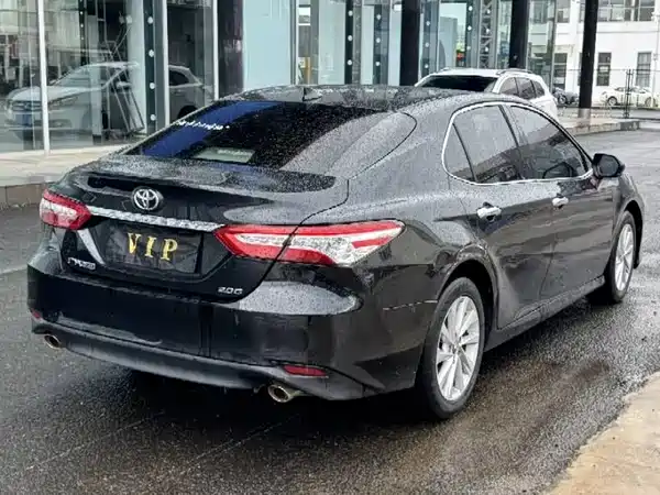 Toyota Camry 2021