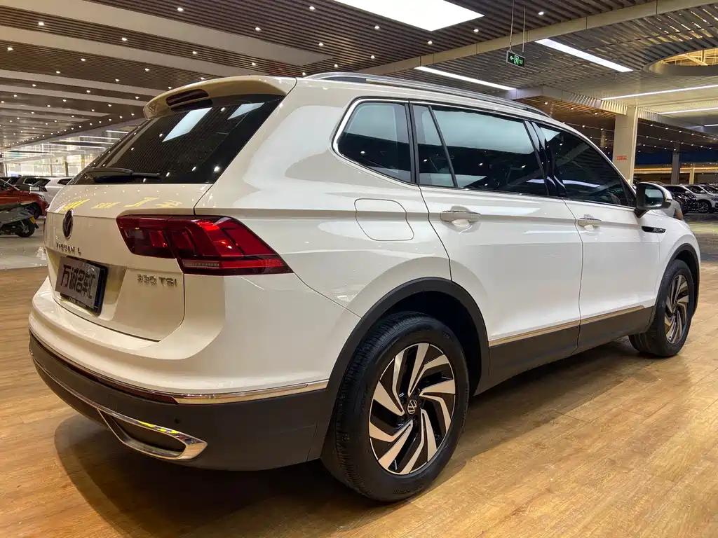 Volkswagen Tiguan L 2022 — фото 19