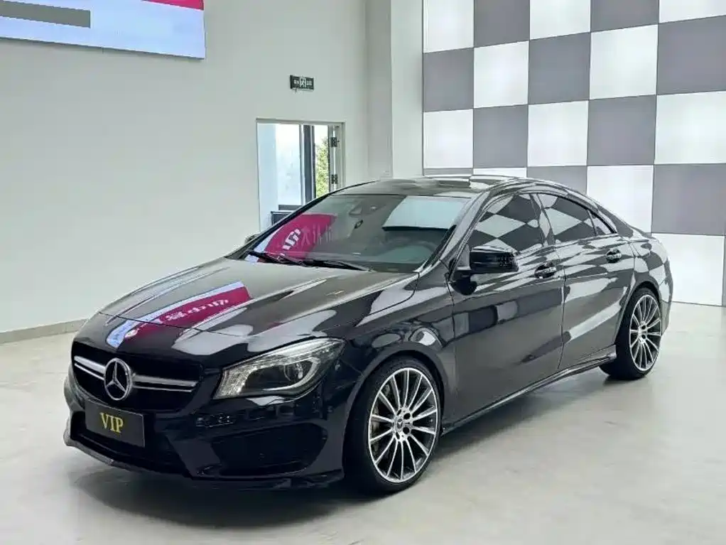 Mercedes-Benz CLA AMG 2015 — фото 1